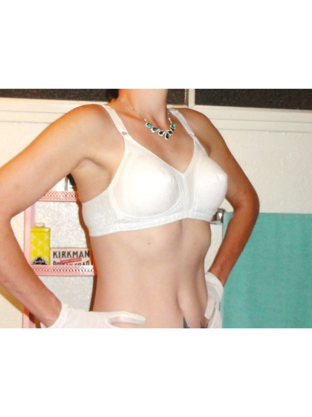 Vintage White Playtex Bullet Bra 38 D floral pinup retro rockabilly - Picture 4 of 5